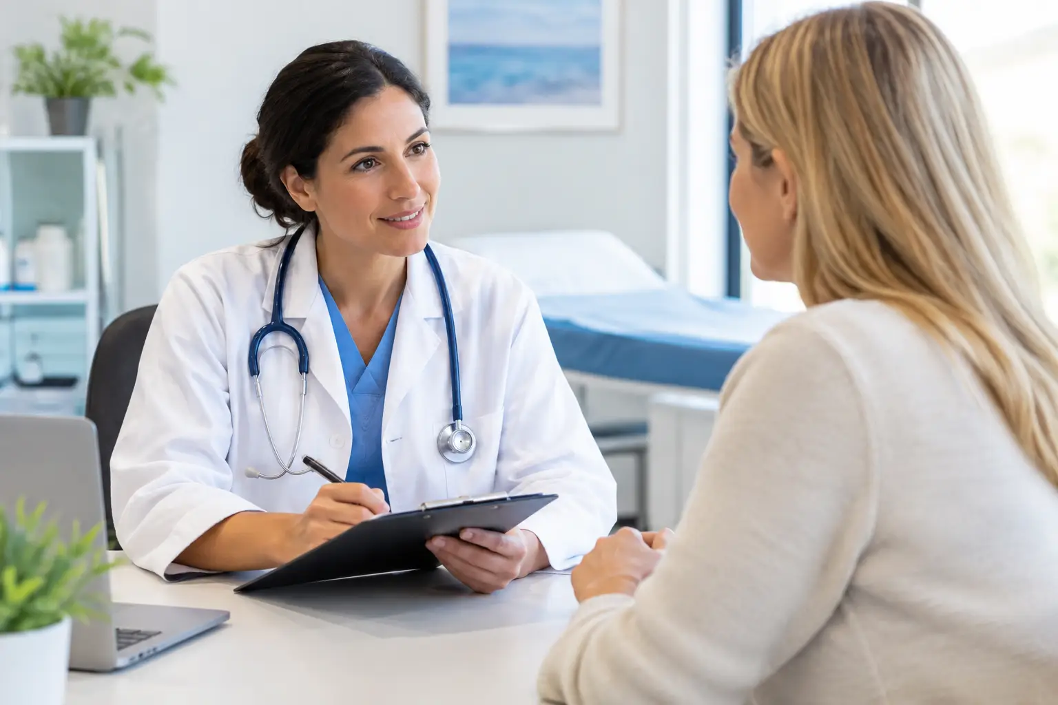 Can Expats Use Private Clinics in Athens?